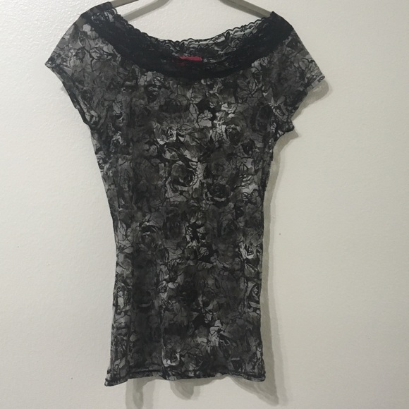 Almost Famous Lace Top Medium - Picture 2 of 6